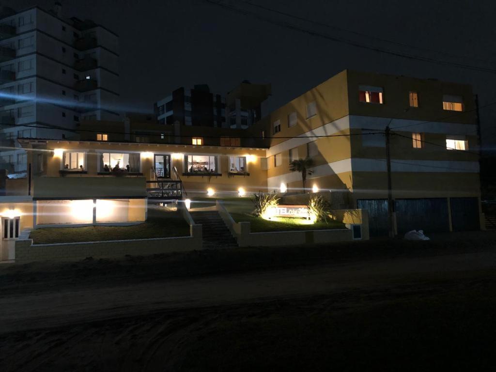 City Mar Playa Villa Gesell Bagian luar foto